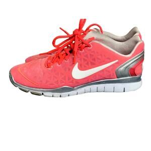 WOMENS NIKE FREE FIT 2 TRAINING SHOES PINK SIZE 7 GREAT CONDITION
